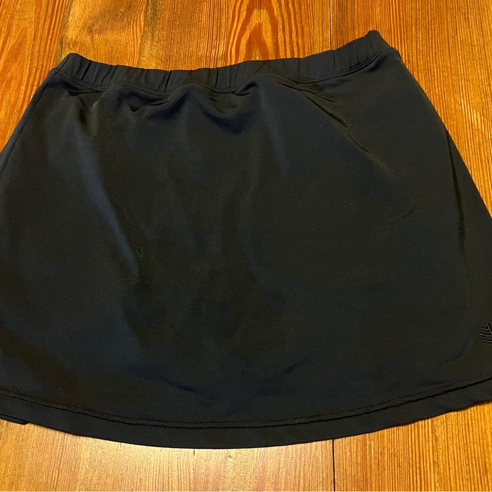 Coolibar Women's Black swim skort